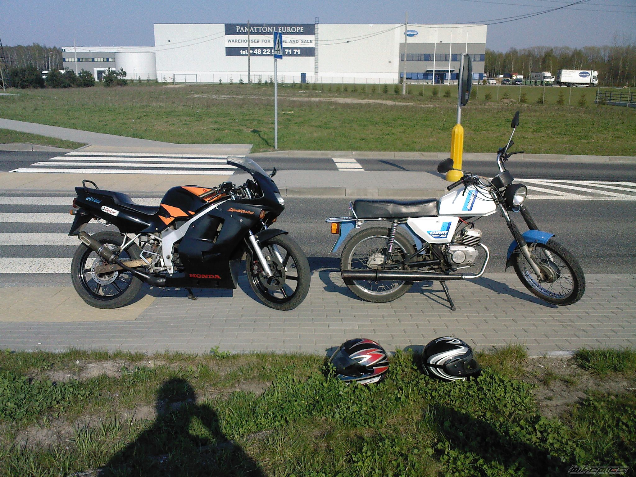 Photo 1635452