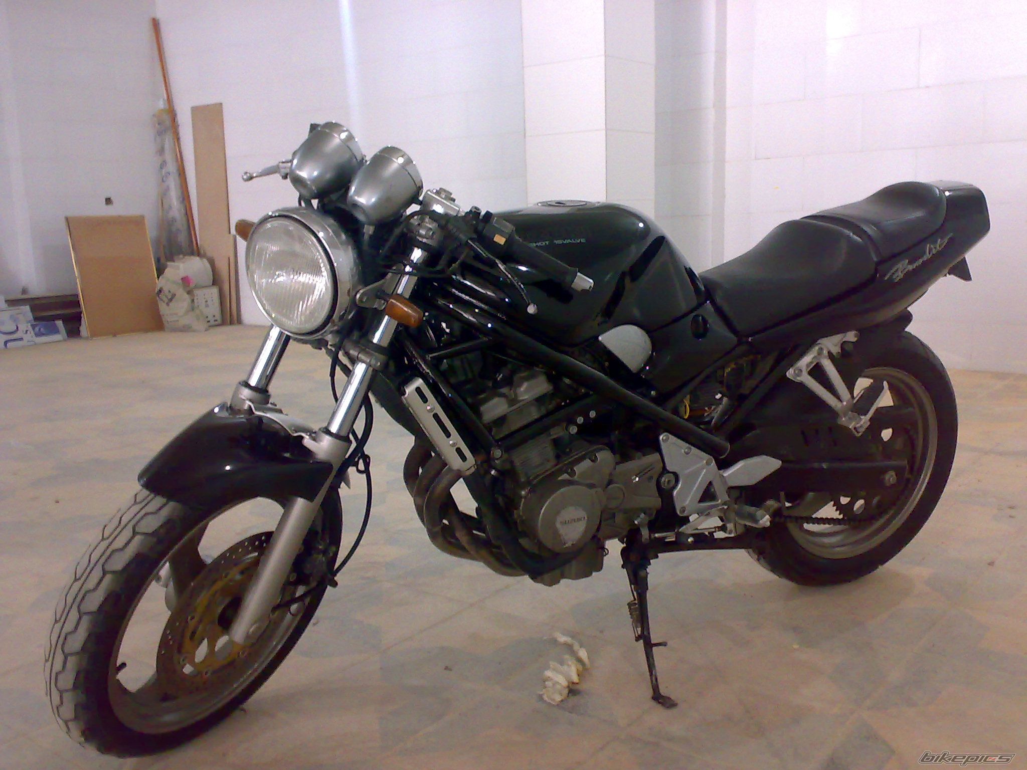 Photo 1635916