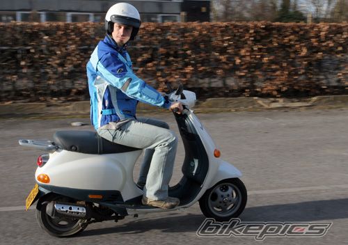 Photo 1642009