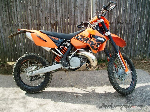 Photo 1648975