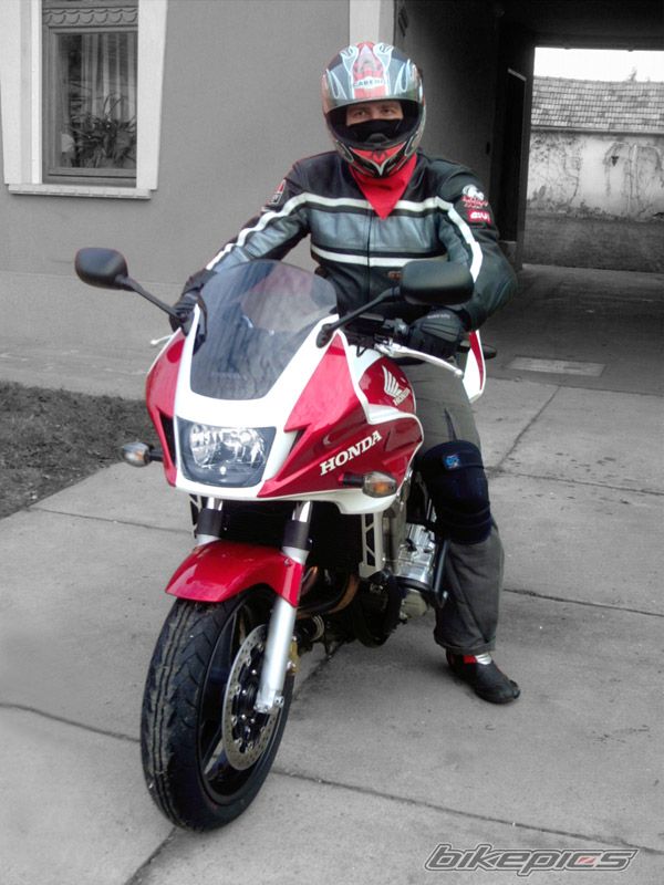 Photo 1669181
