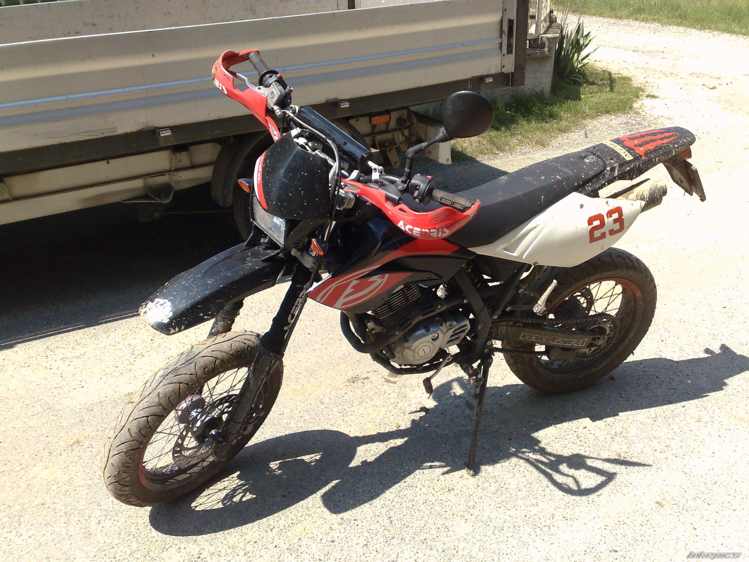 Photo 1669955