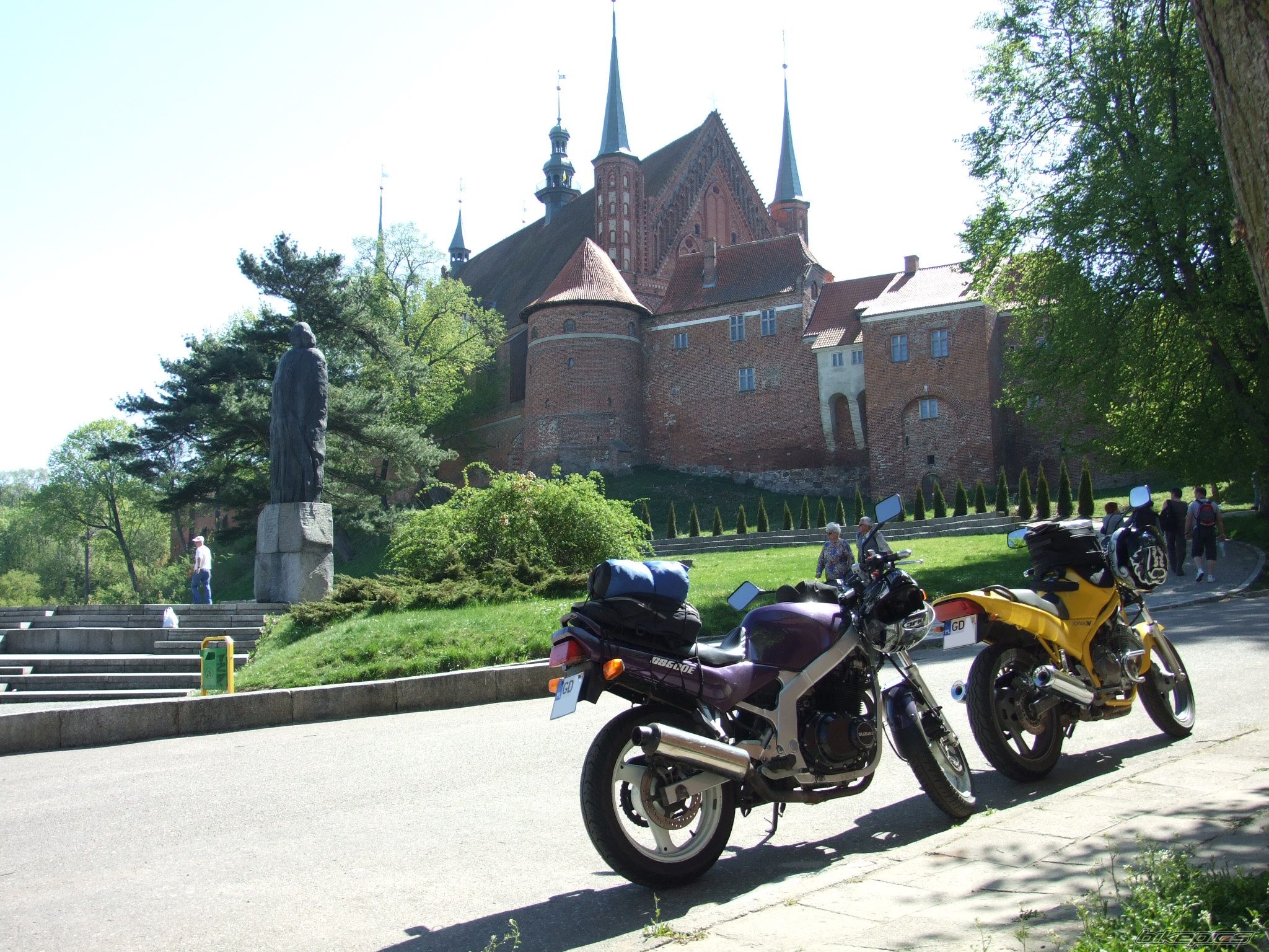Bike Photo 1670521