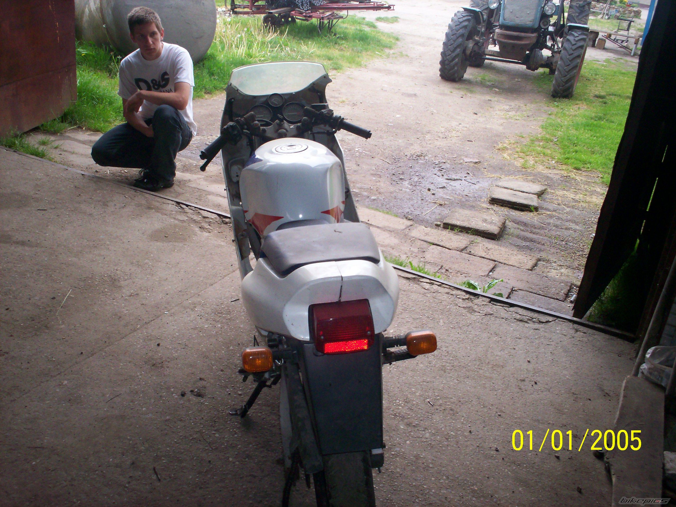 Photo 1672324