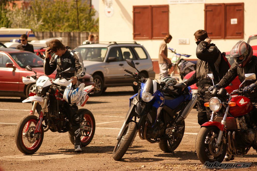 Bike Photo 1676061