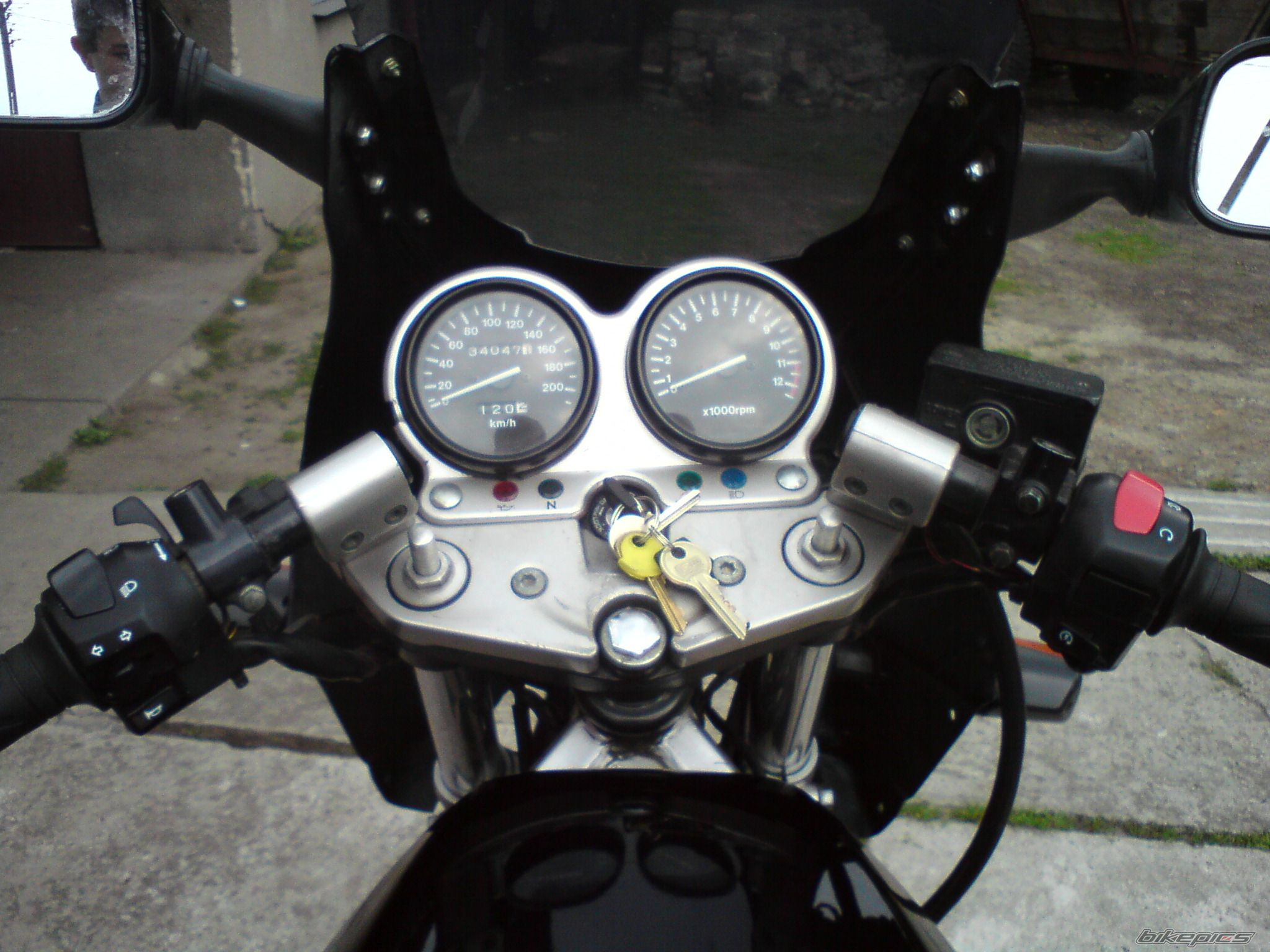 Bike Photo 1677965