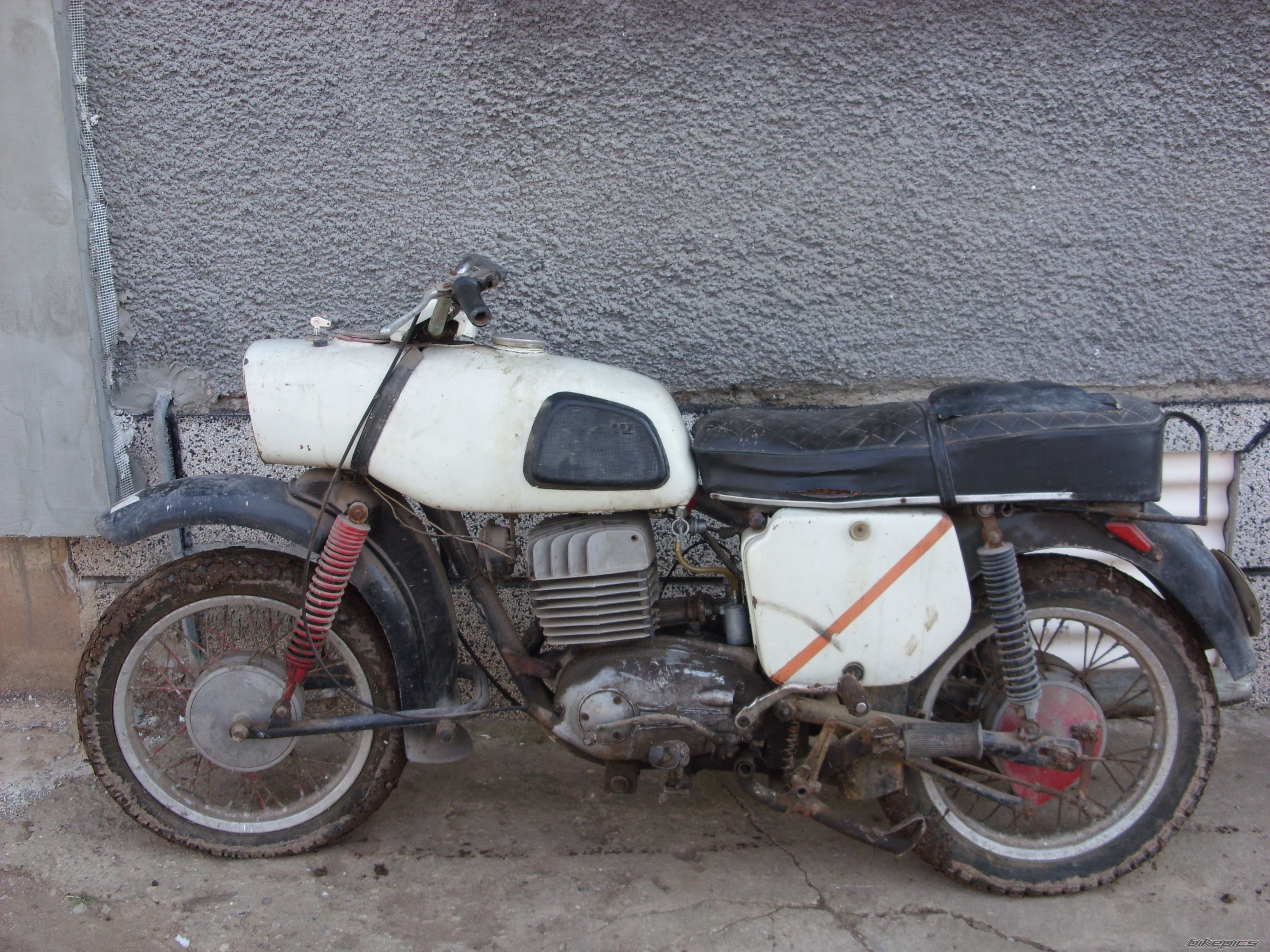 Photo 1678628