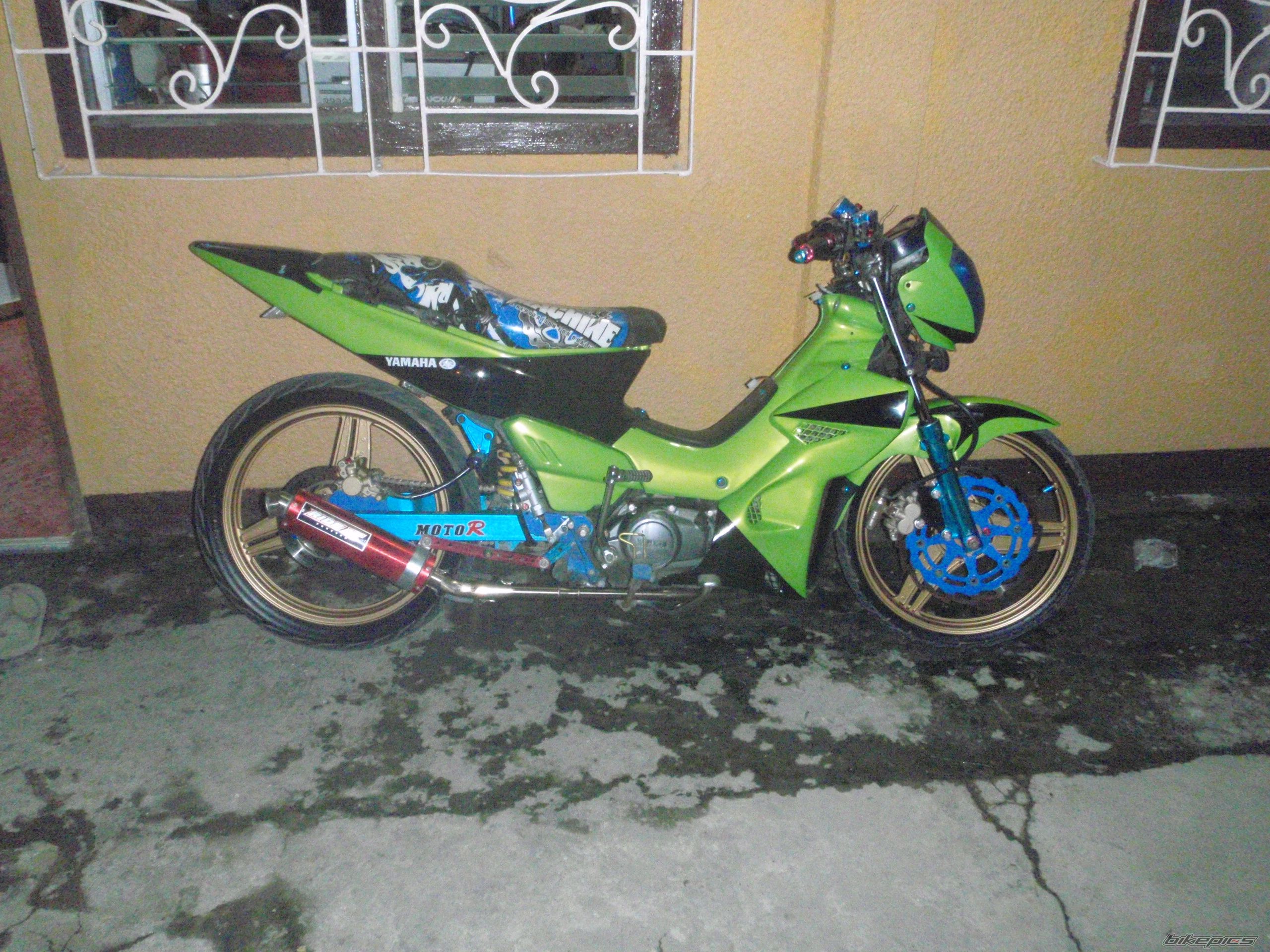 Photo 1679696