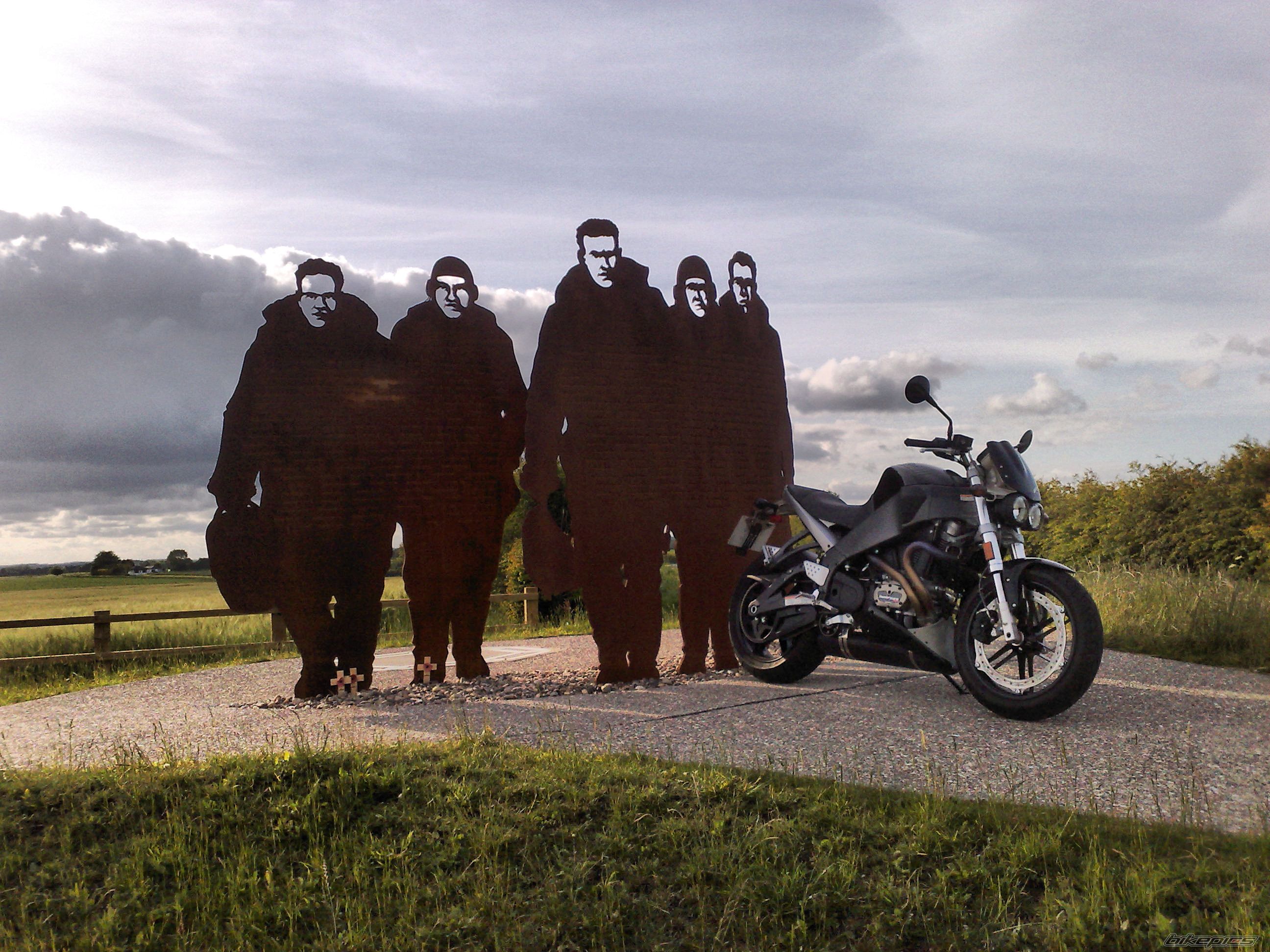 Bike Photo 1689798