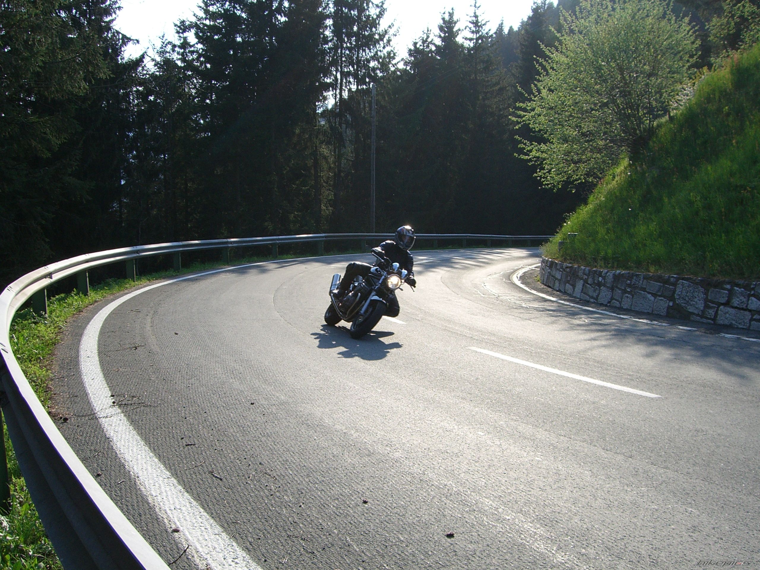 Bike Photo 1691544