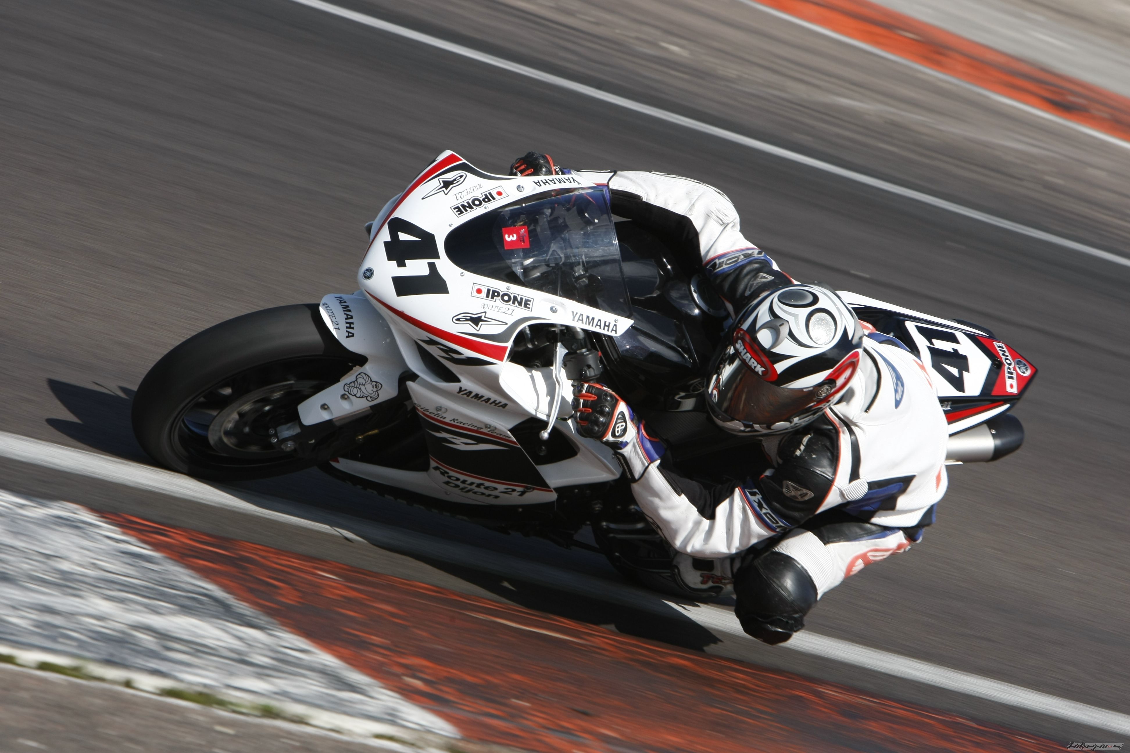 Bike Photo 1691755
