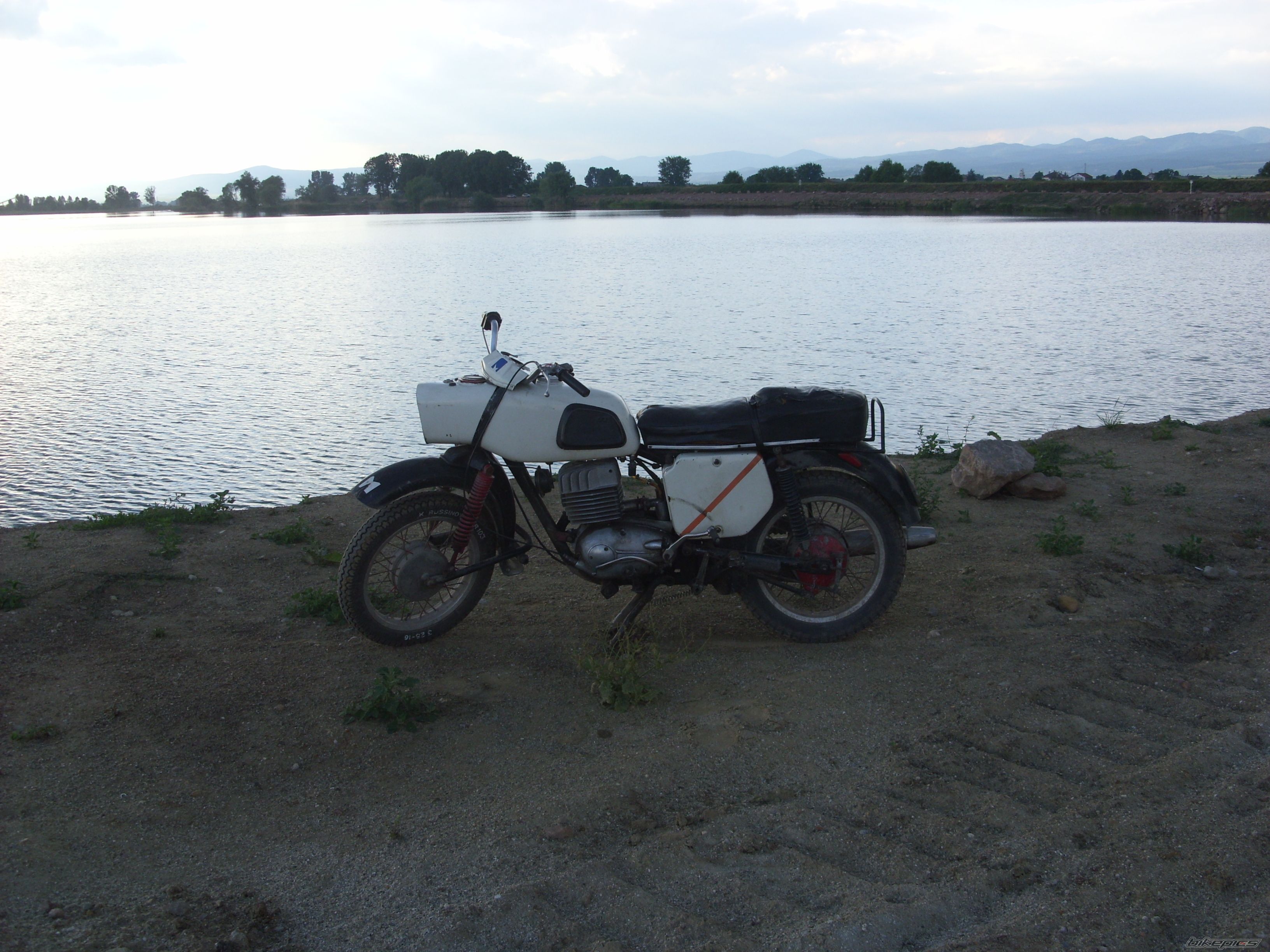 Photo 1692274