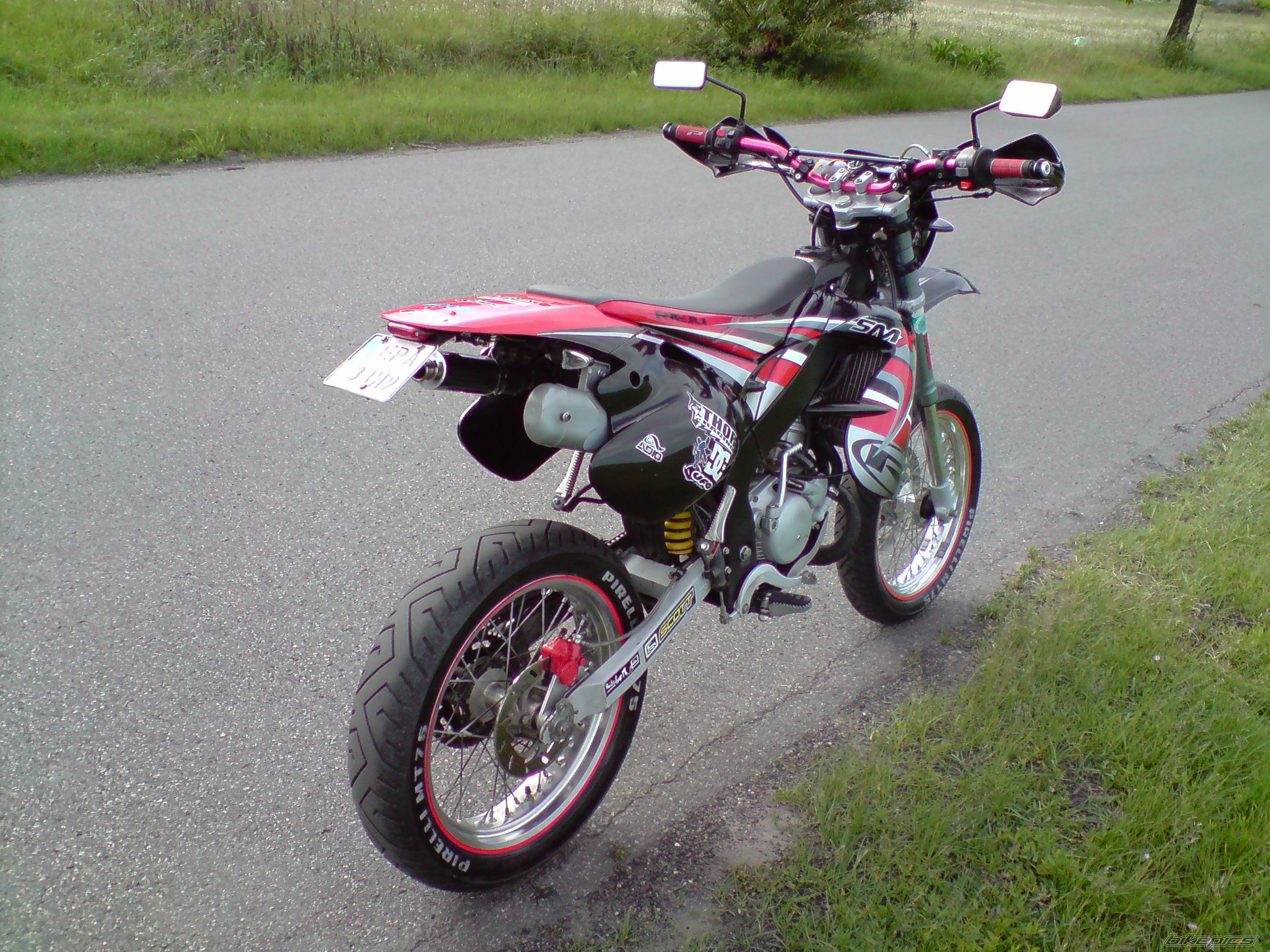 Photo 1692512