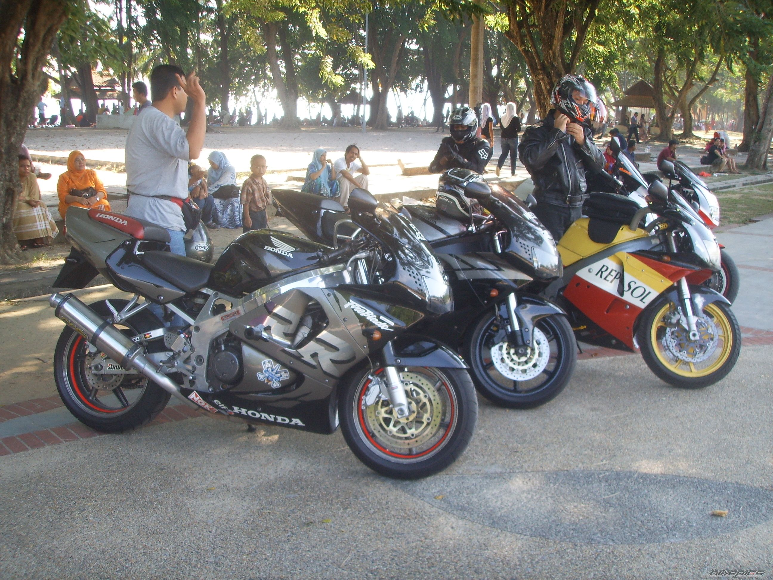 Bike Photo 1695066