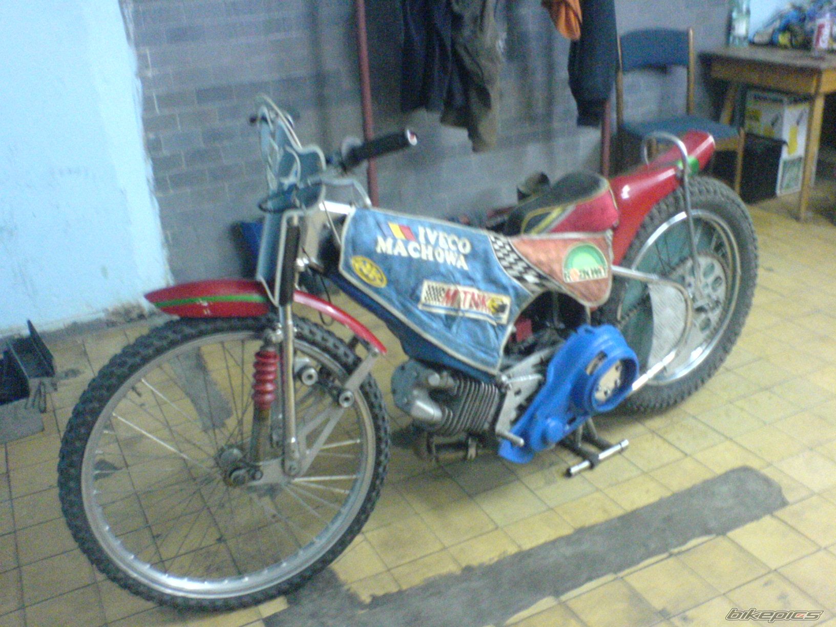 Photo 1696264