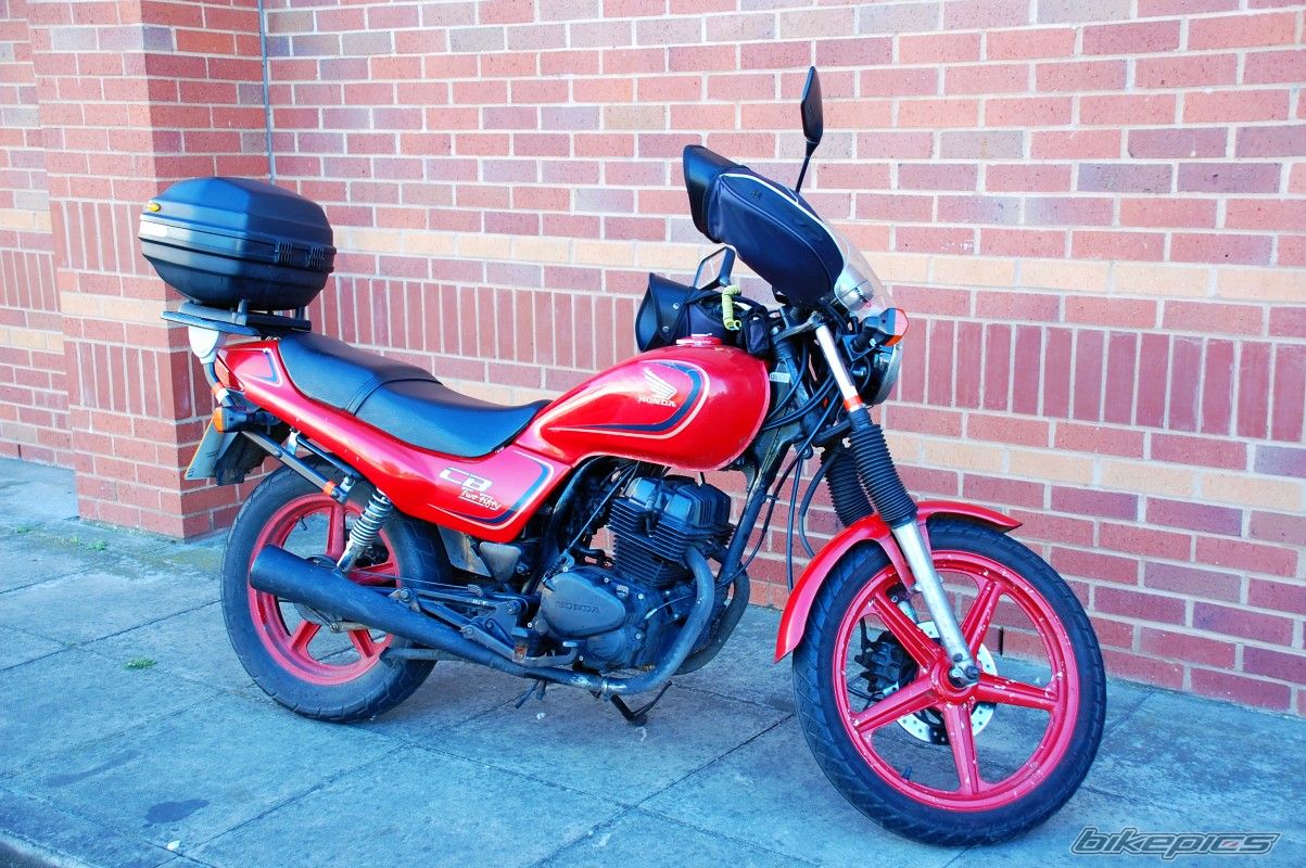 Photo 1697336