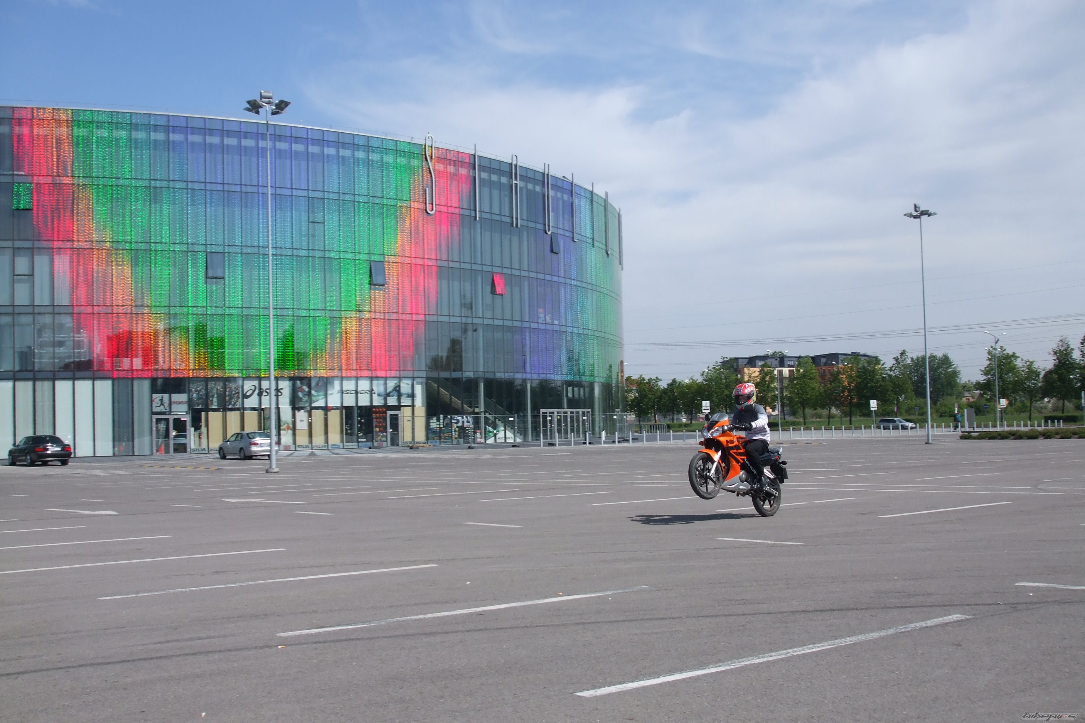 Bike Photo 1700978