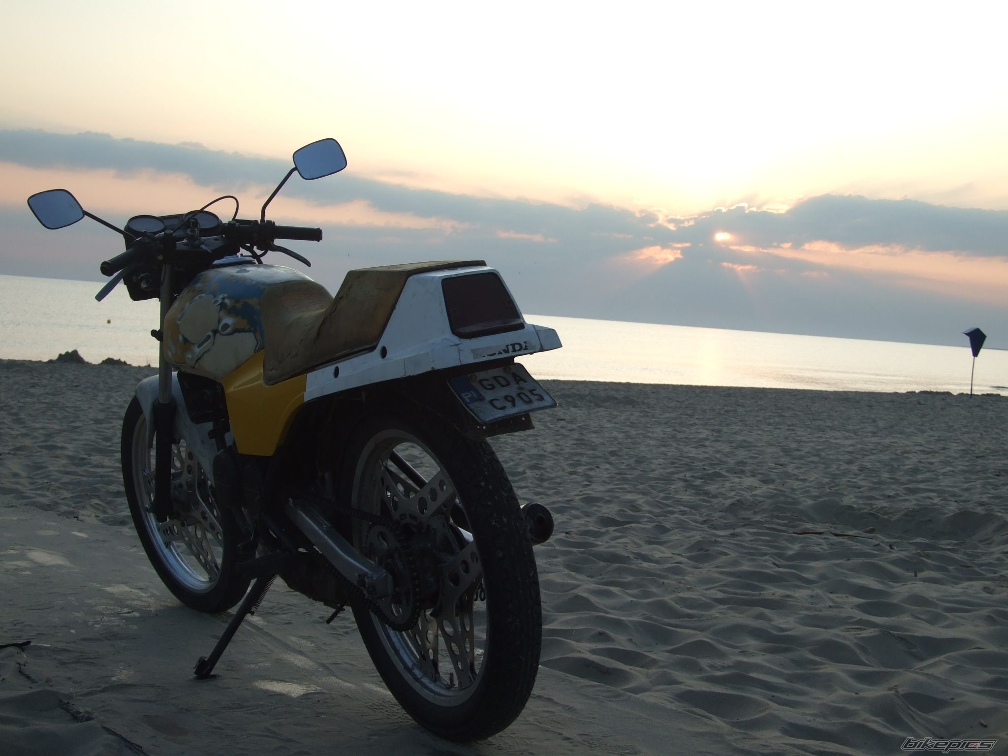 Photo 1733896