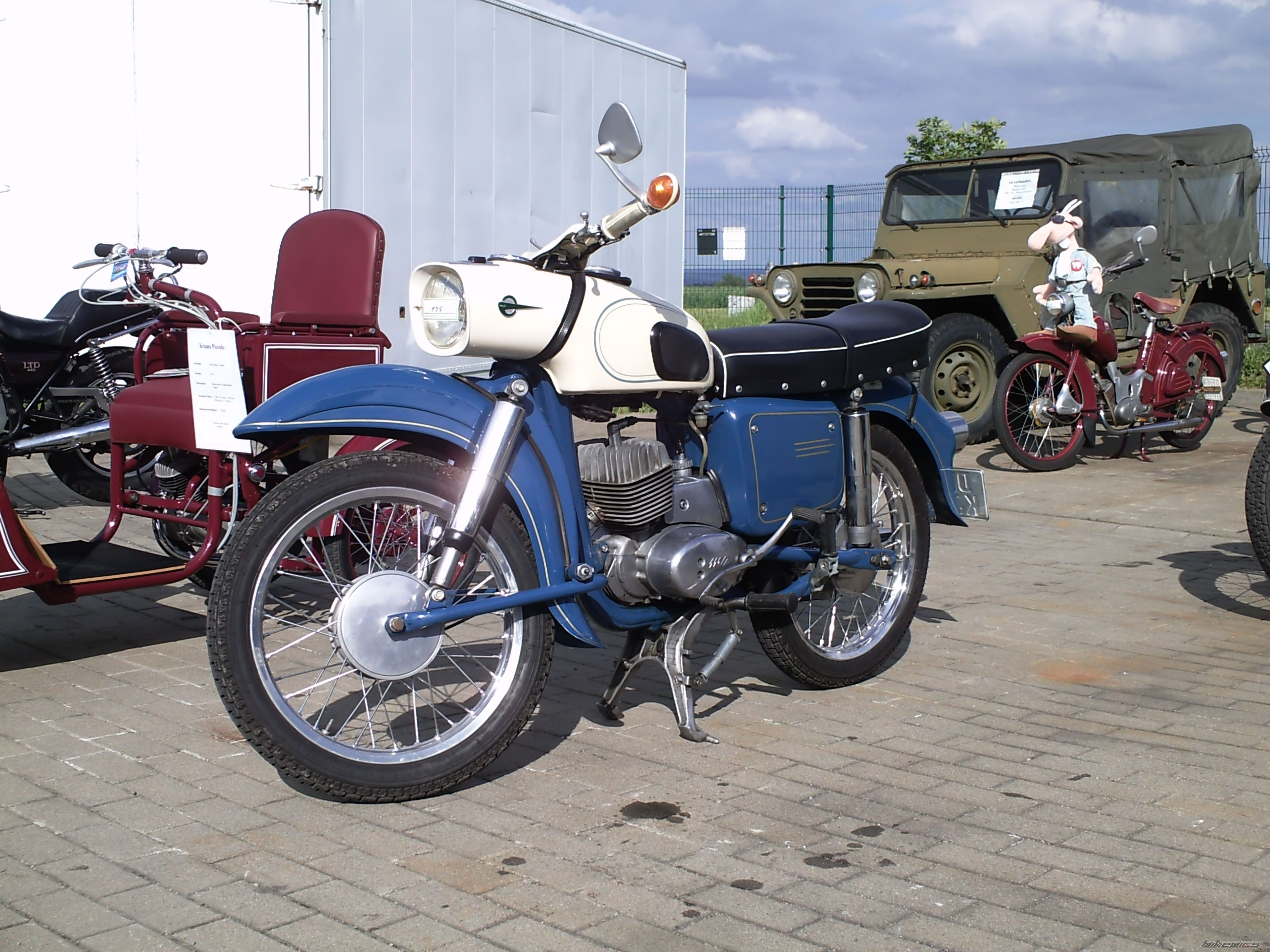 Photo 1735469