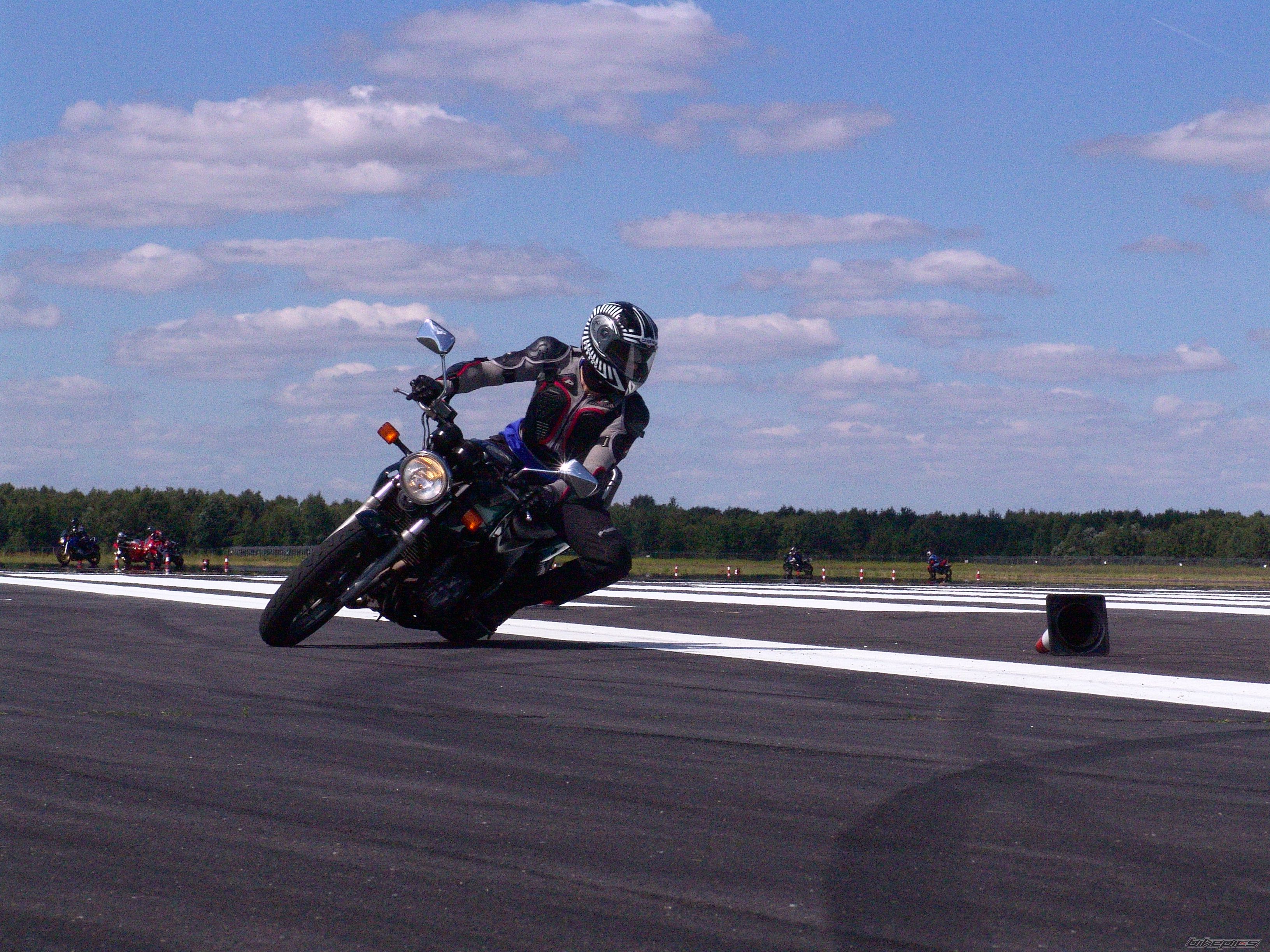 Bike Photo 1742708