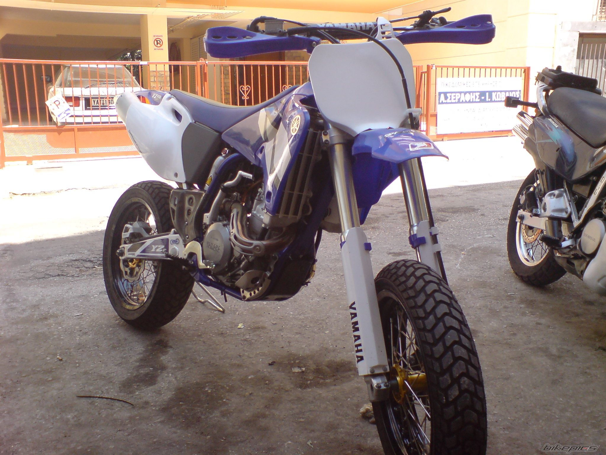 Photo 1742726