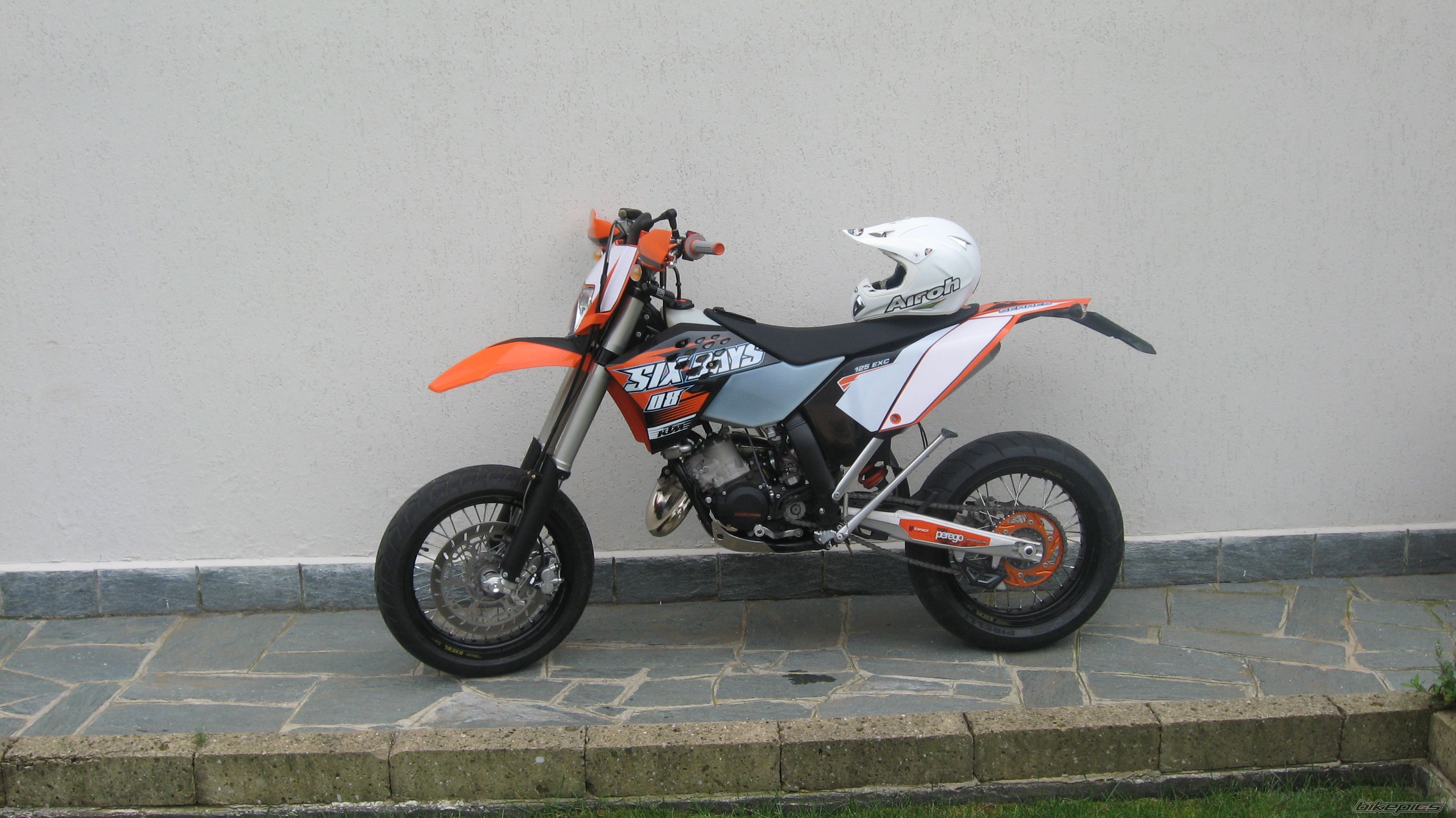 Photo 1743609