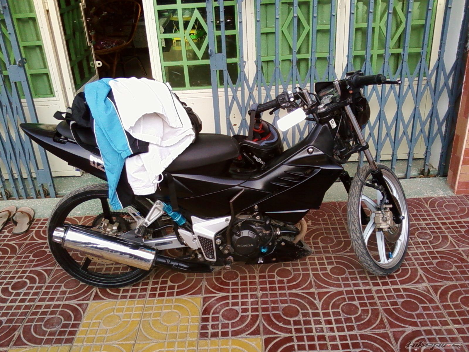 Photo 1756344