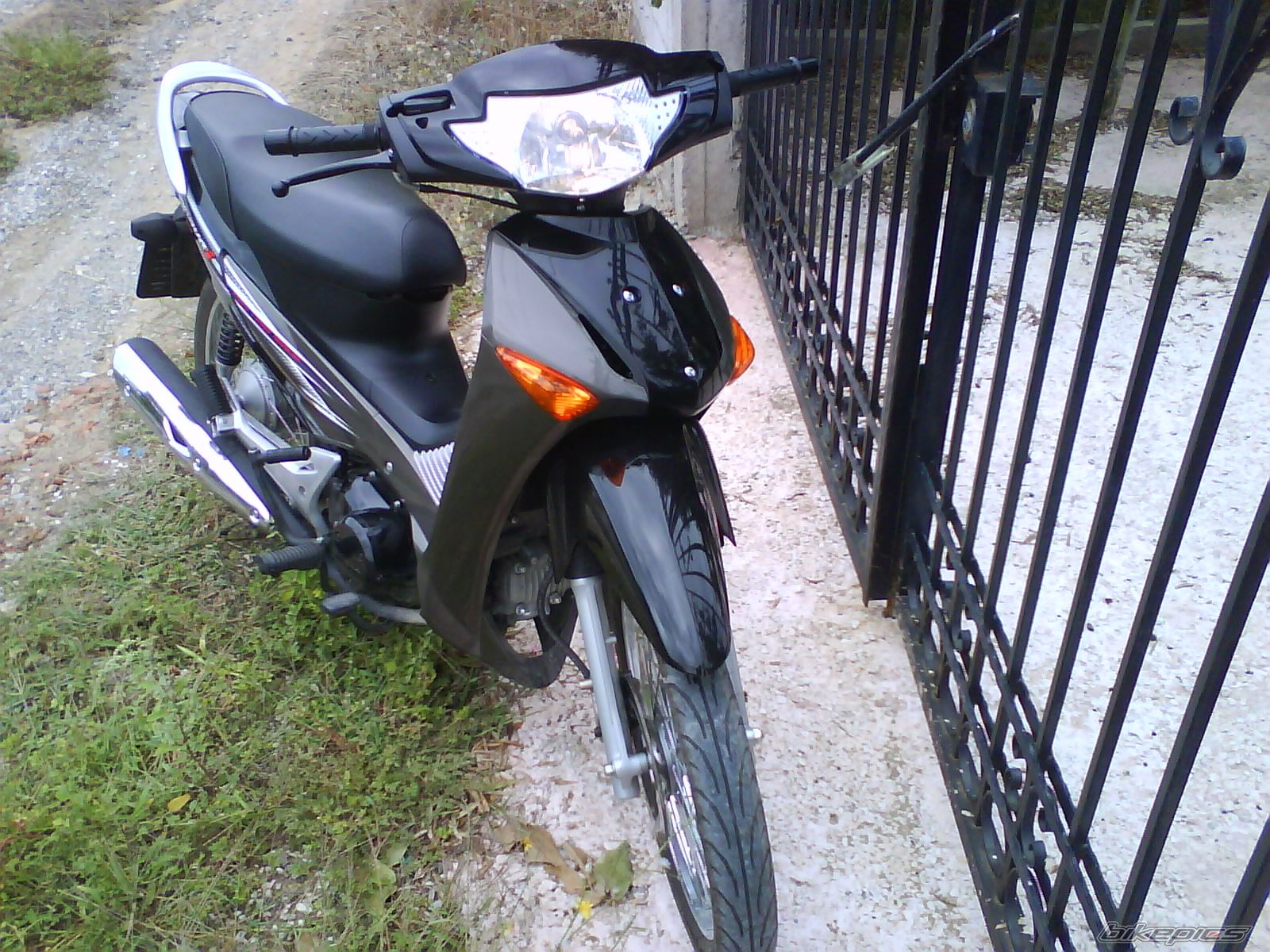 Photo 1776137