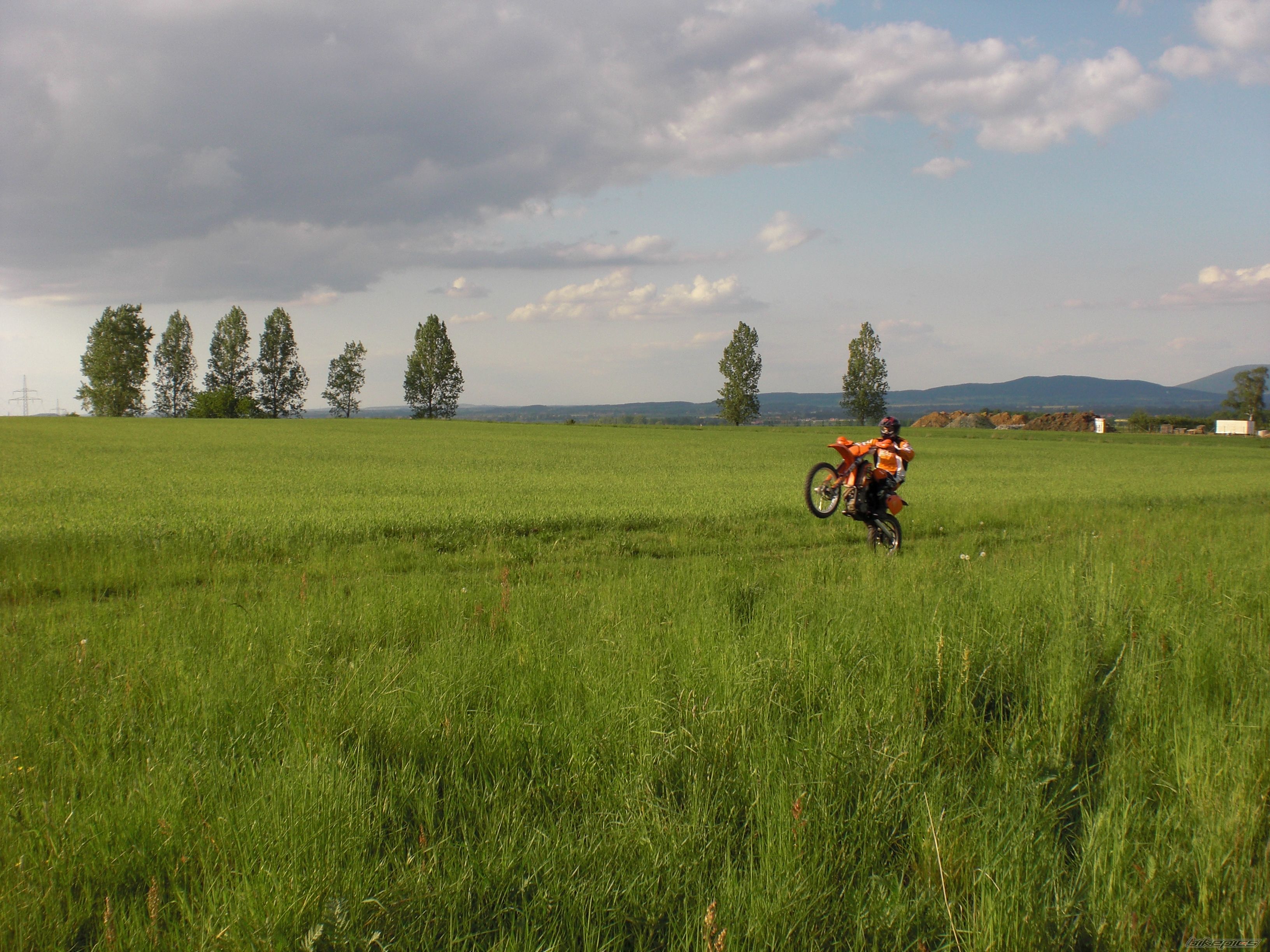 Bike Photo 1801467