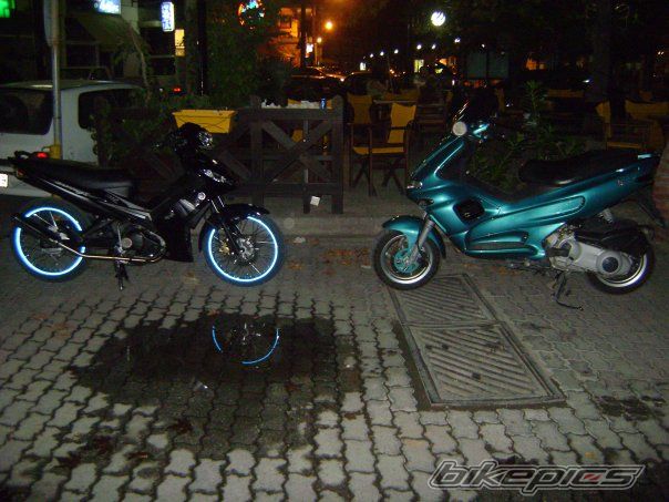Photo 1819439