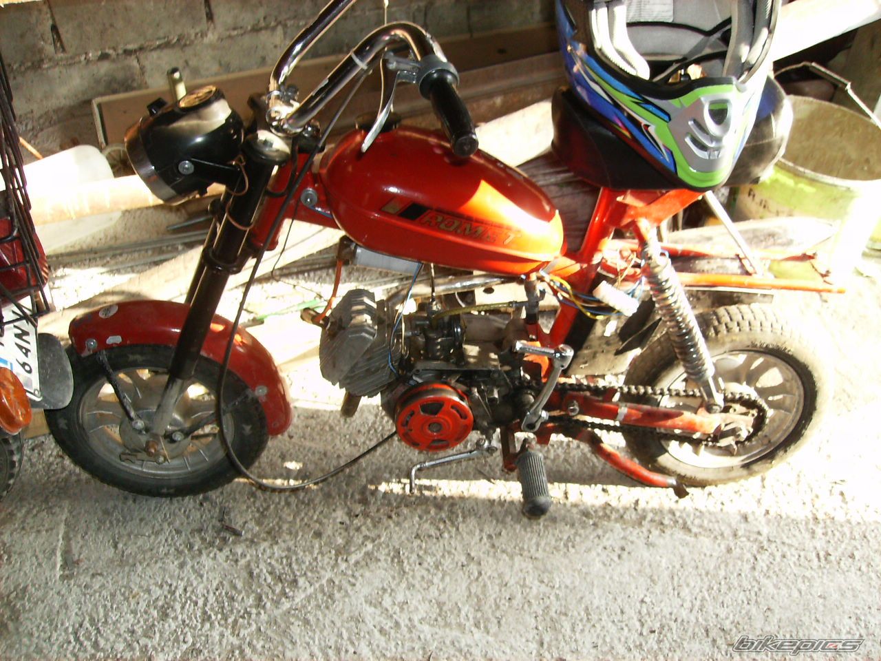 Photo 1825632