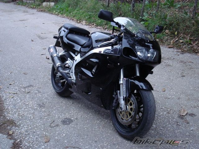 Photo 1825692