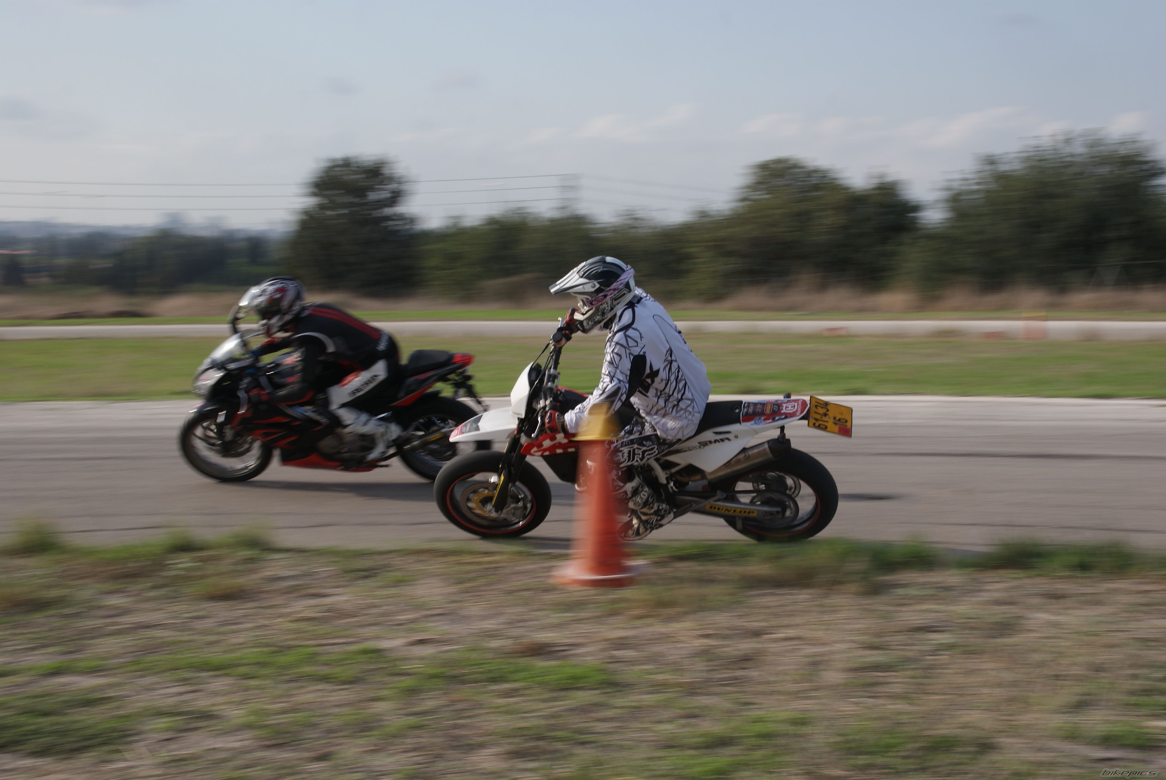 Photo 1829290