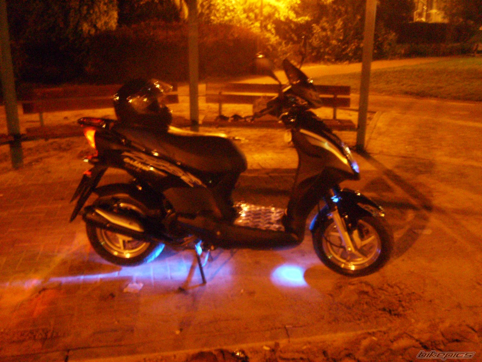 Photo 1831381