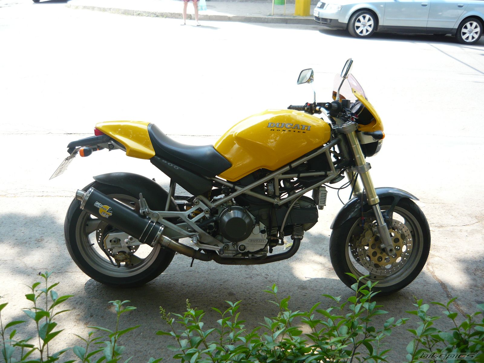 Photo 1833744