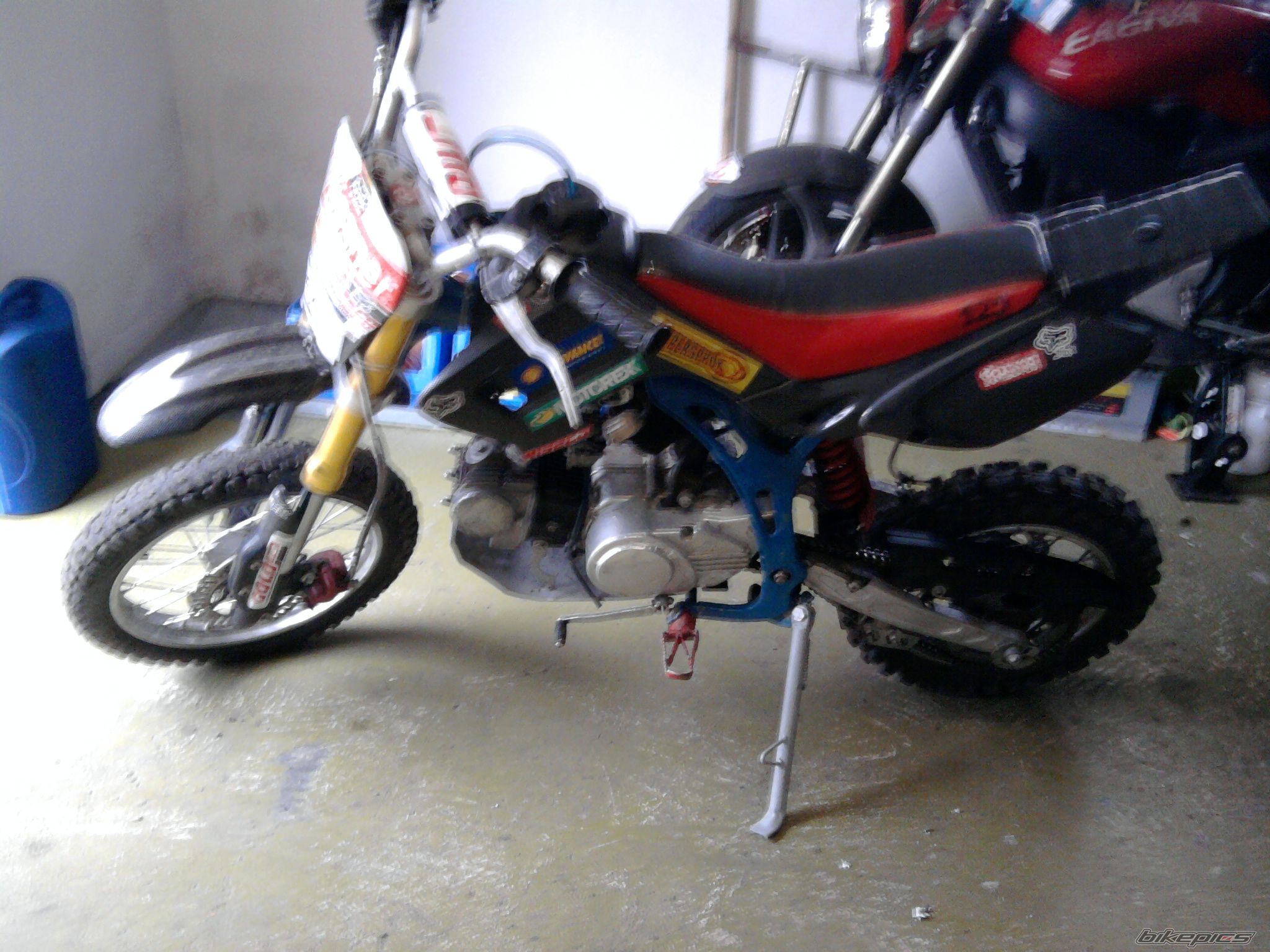 Photo 1834937