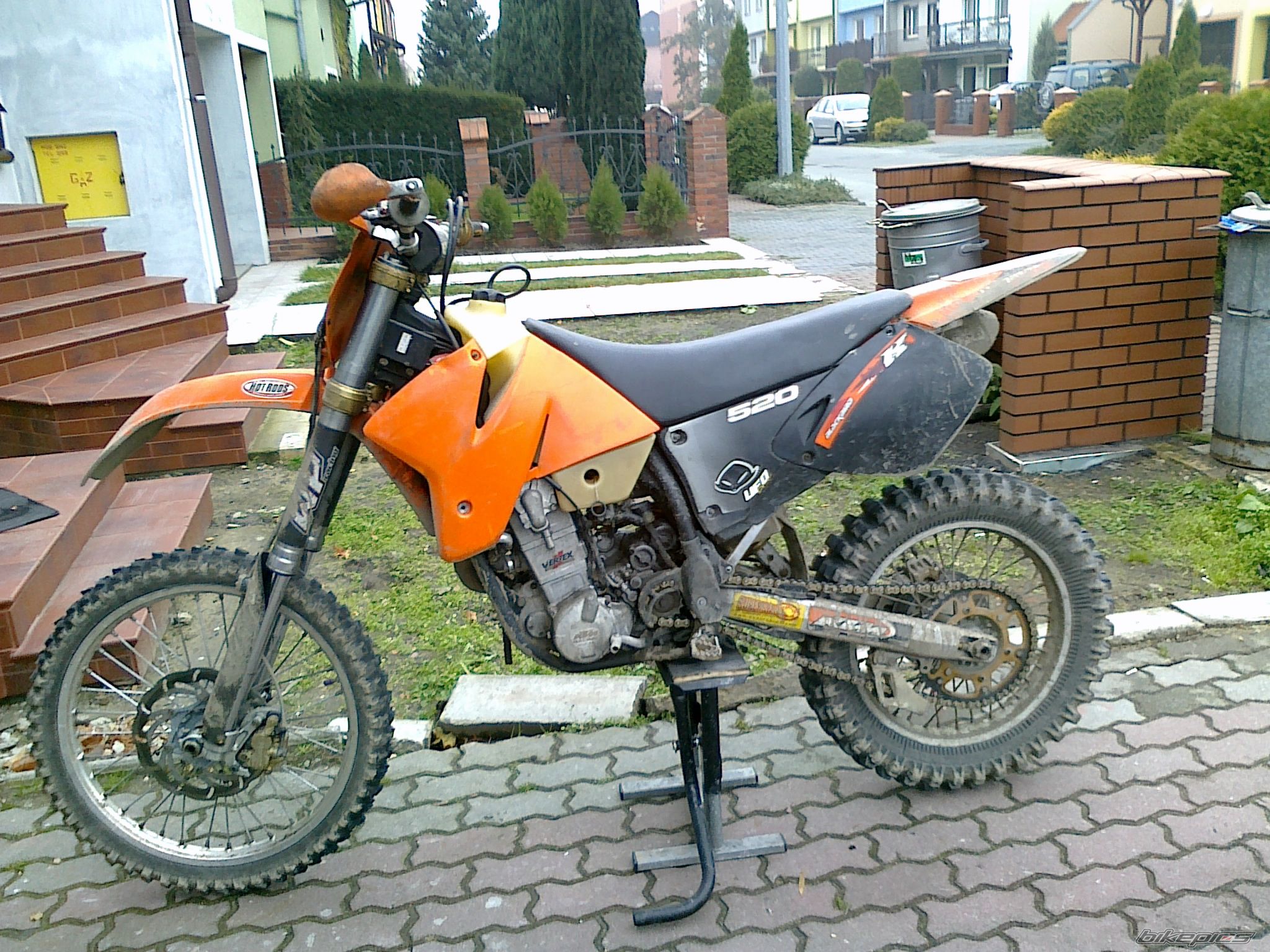Photo 1836948