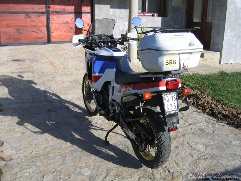 Photo 1844153