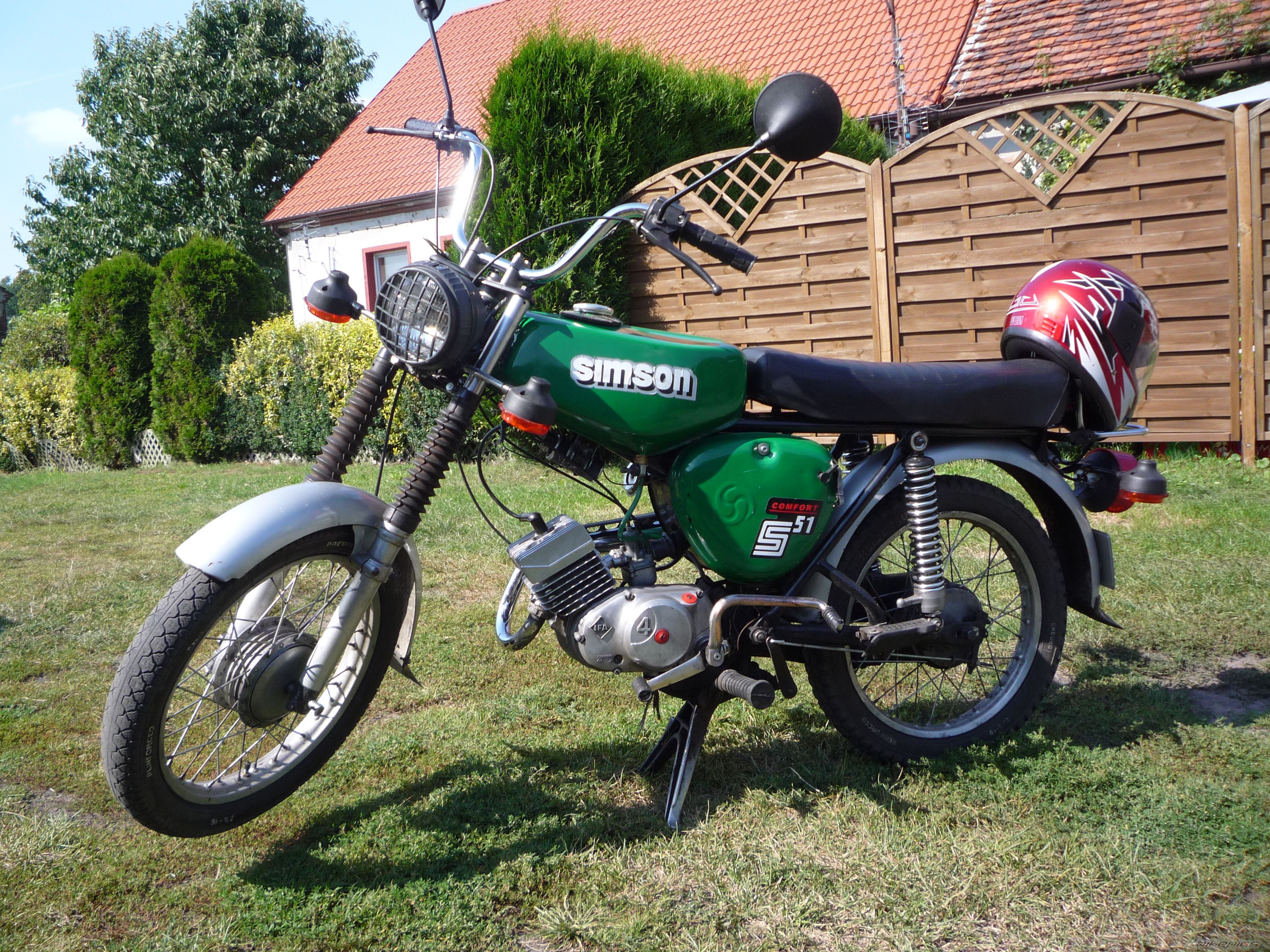 Photo 1847138