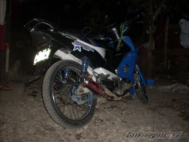 Photo 1865110