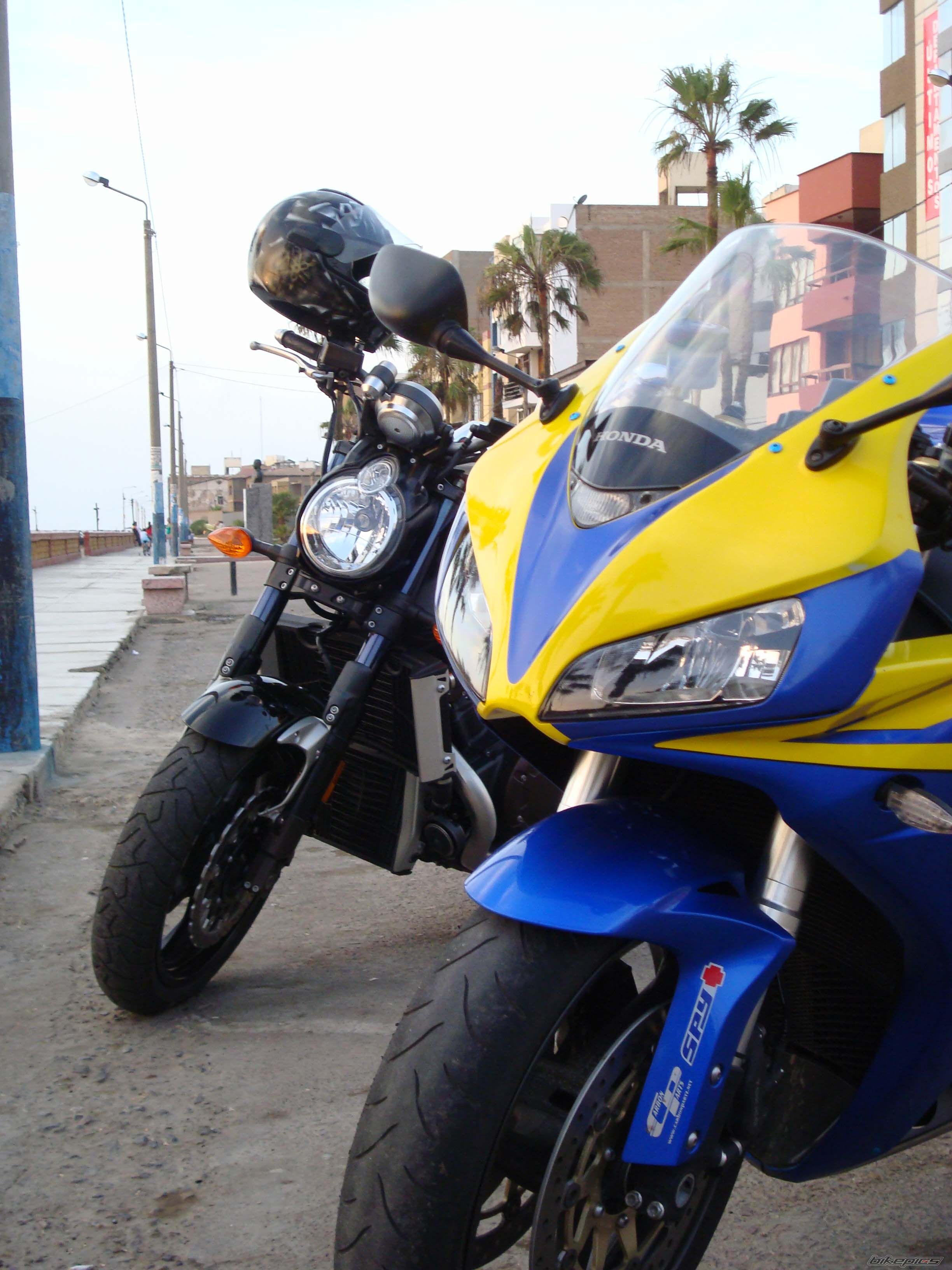 Photo 1867438