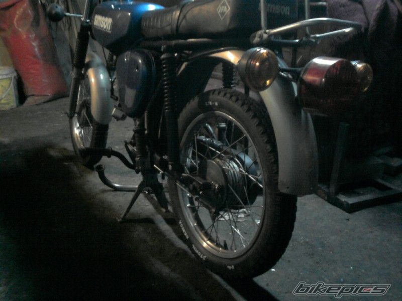 Photo 1873175