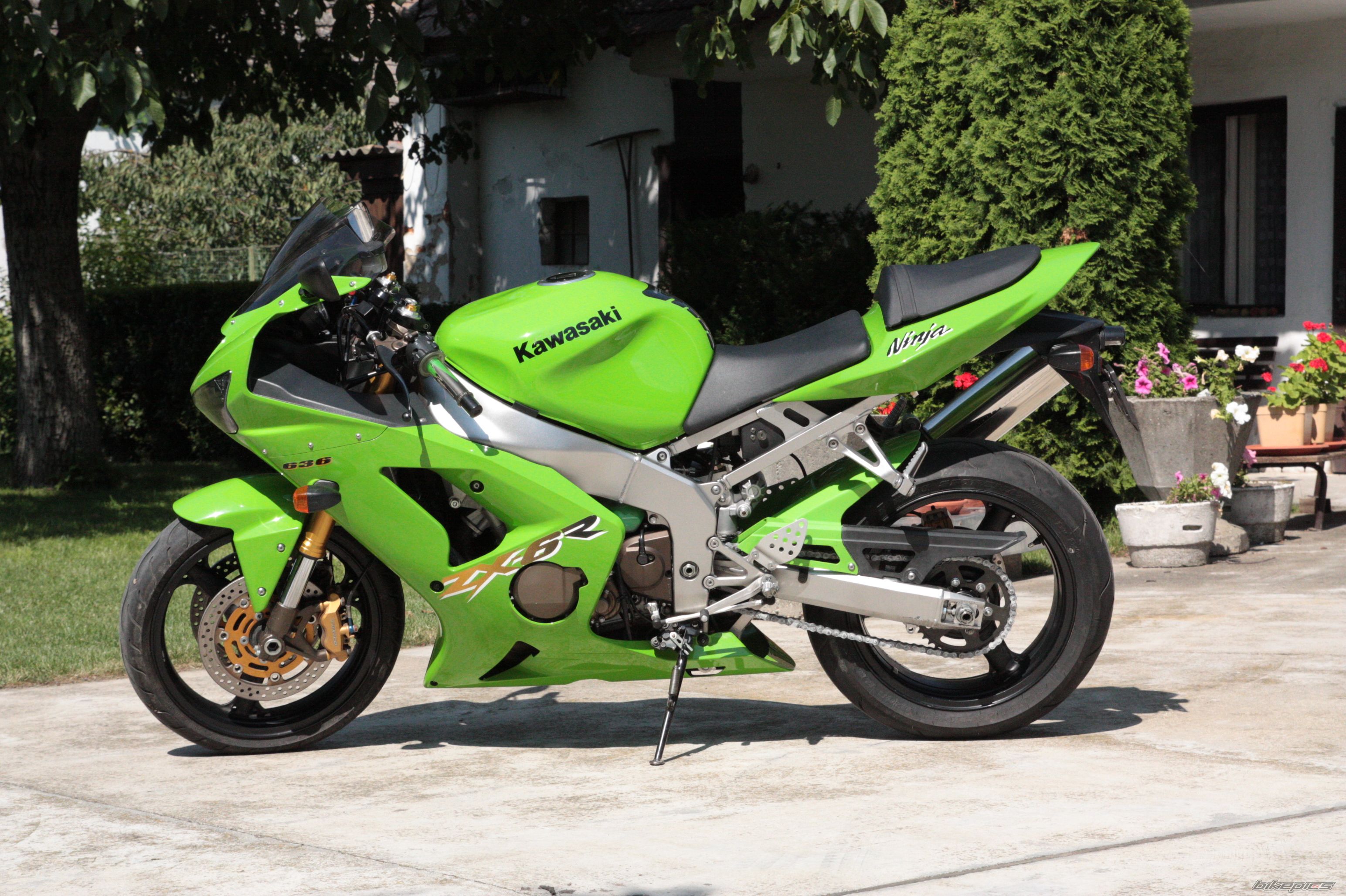Bike Photo 1873896