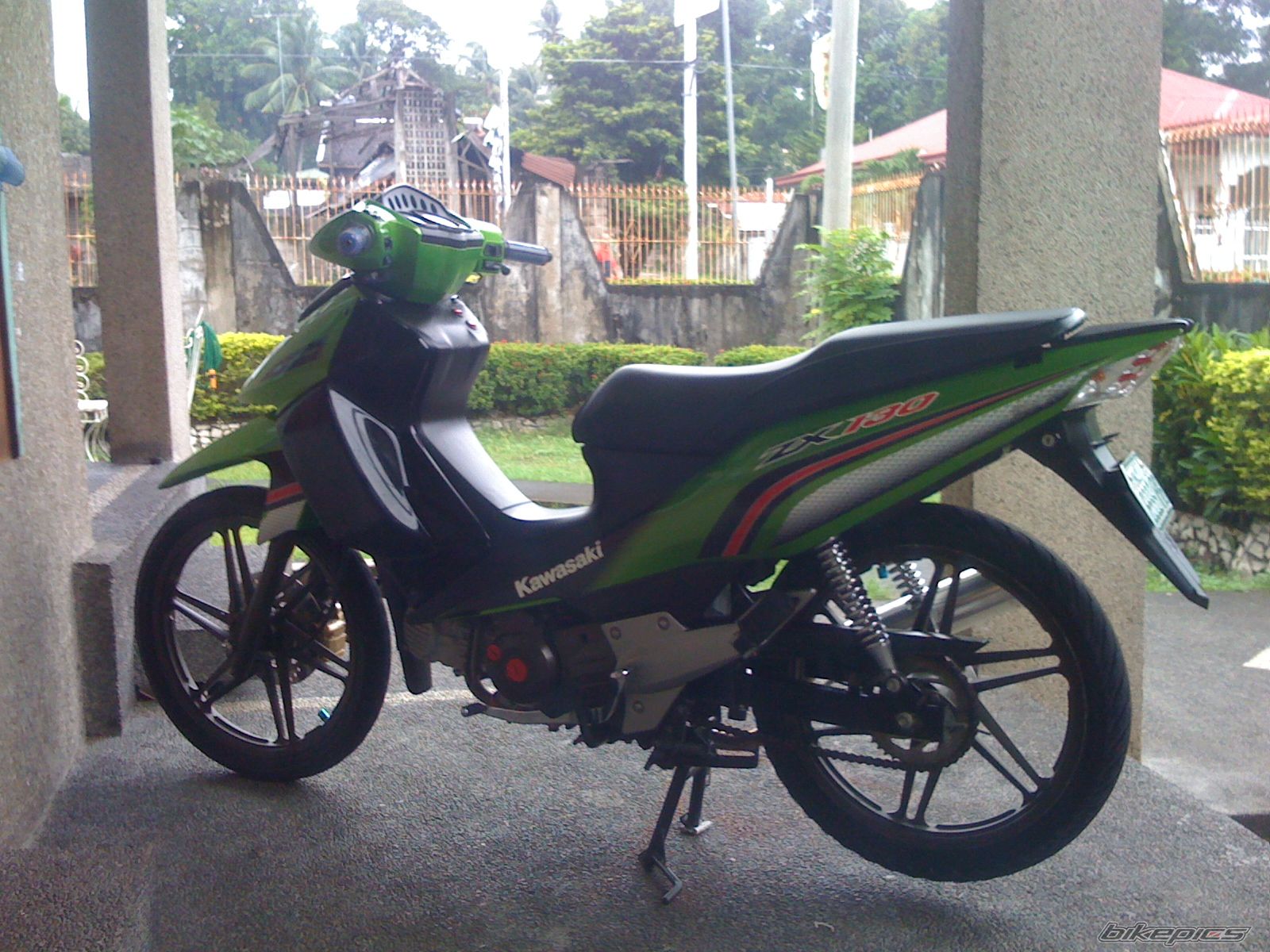 Photo 1879842