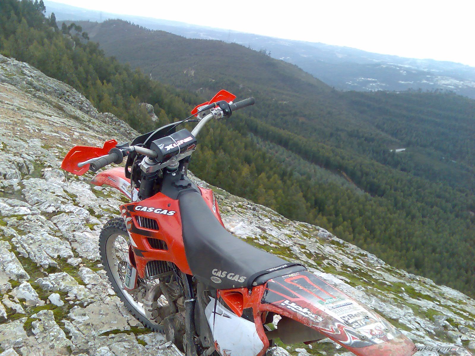 Photo 1882175