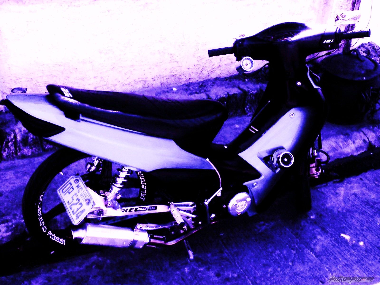 Photo 1884446