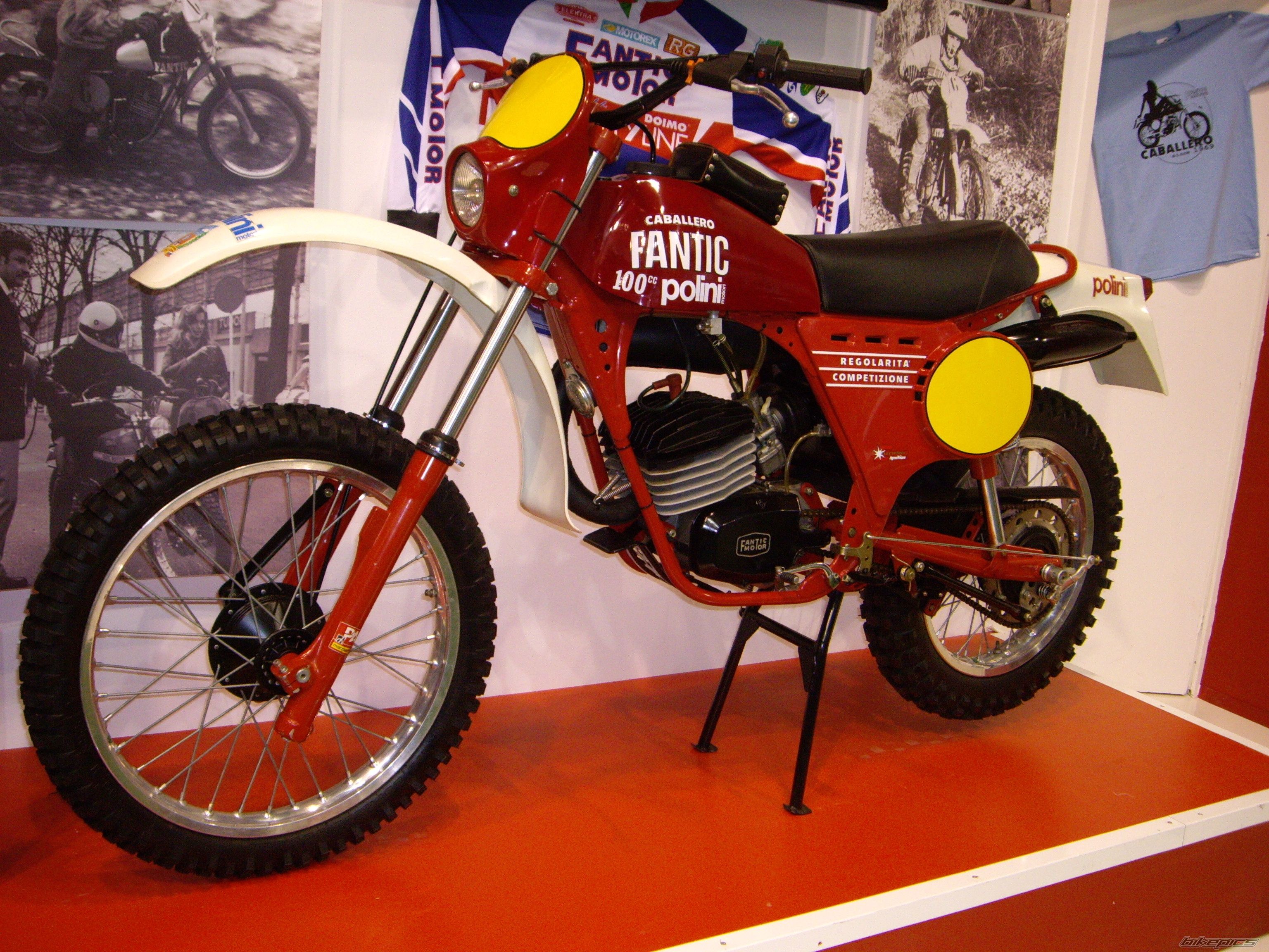 Bike Photo 1888416