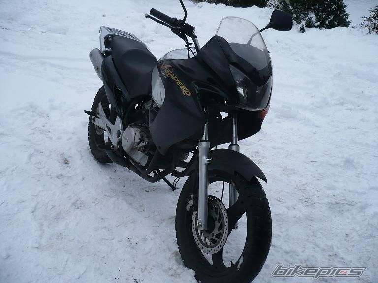 Photo 1893620