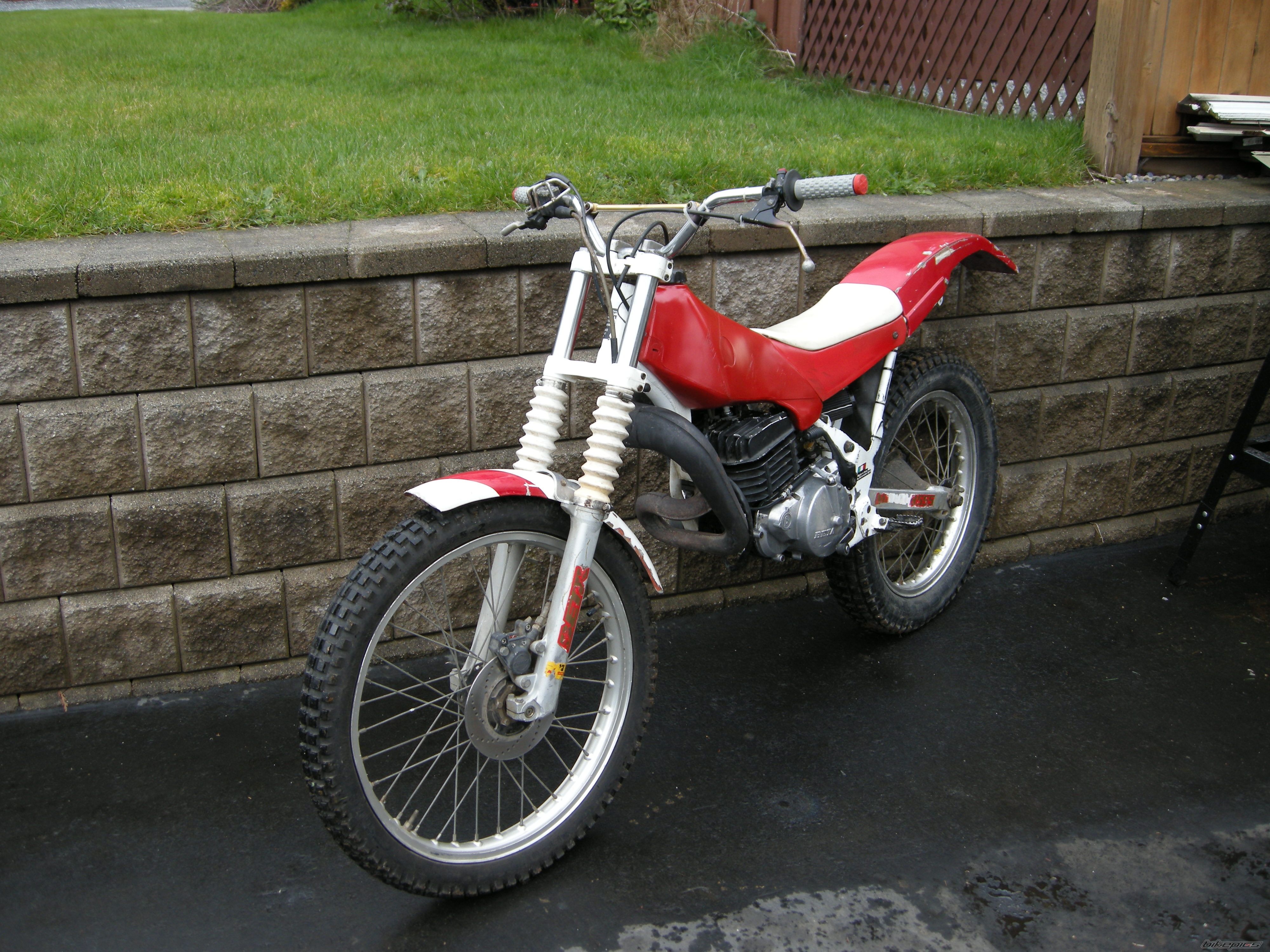 Photo 1925953