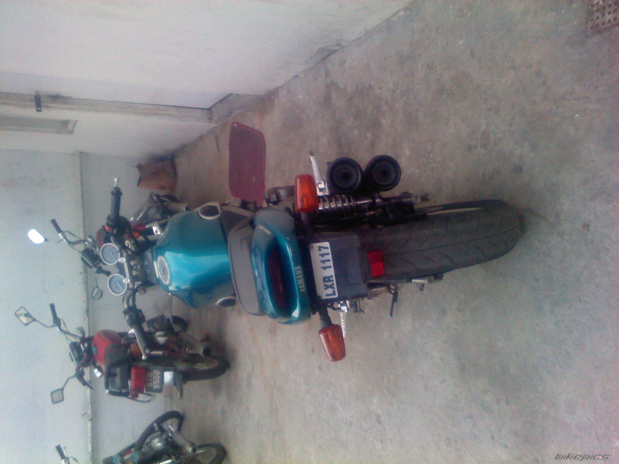 Photo 1936136